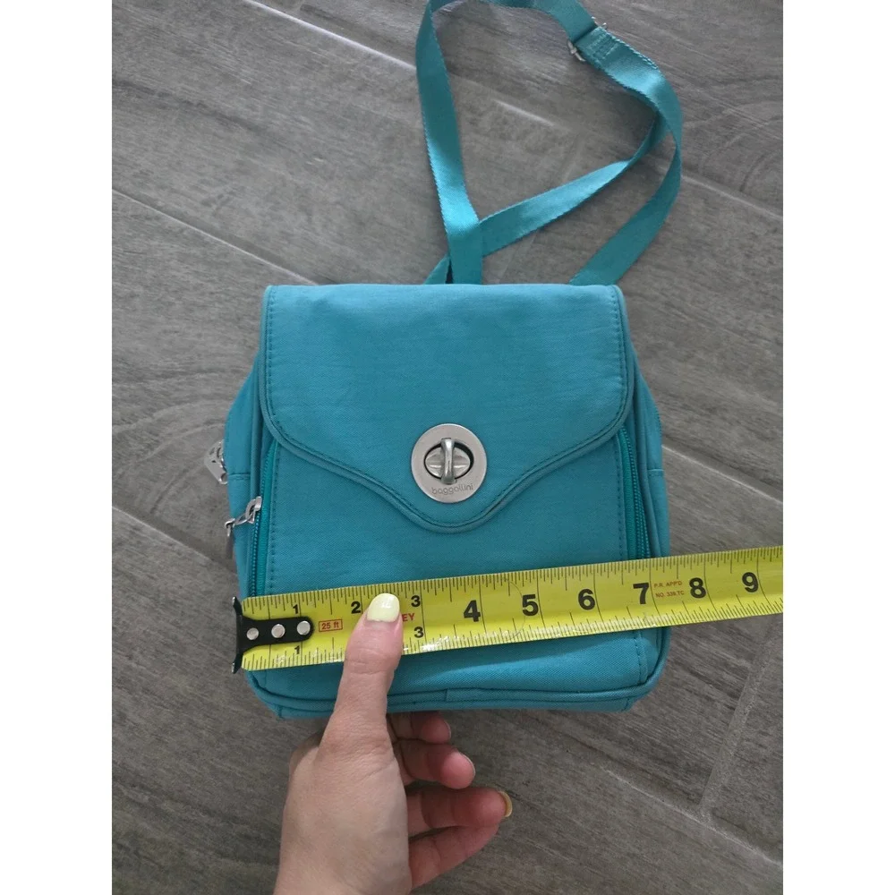Baggallini Turquoise Blue Nylon Crossbody Bag Travel Messenger Turn Lock Small
